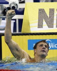 胜利之拳,力挽狂澜的传奇英雄